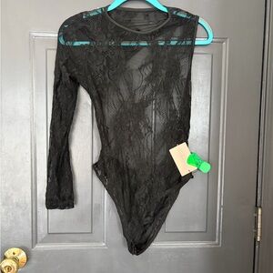 SHEIN Black Sheer Floral Lace Long-Sleeve Bodysuit